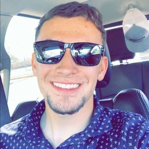 Meet your Posher, Brett